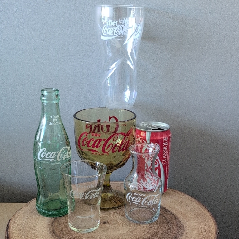 2/$30 *Clearout* EUC Vintage Coca Cola Drinkware Collection